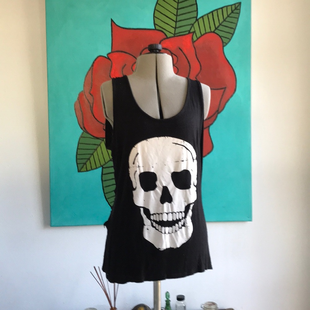 Skull shirt